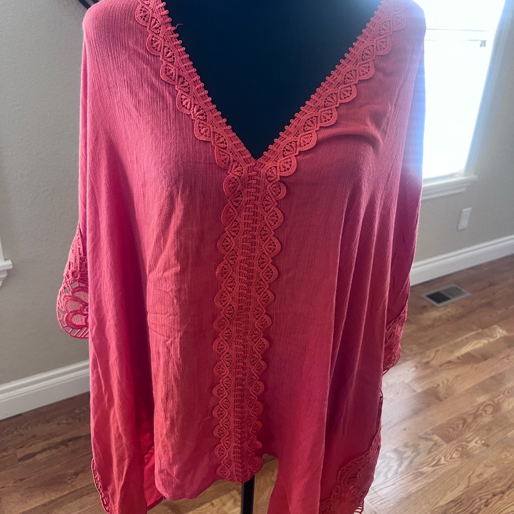 Burnt orange  V-Neck Lace Trim Top nwt